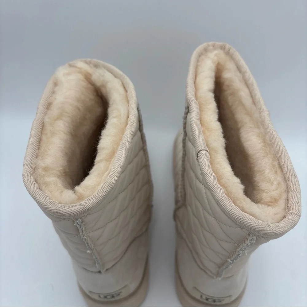 UGG Quilted Beige‎ Women's Boots